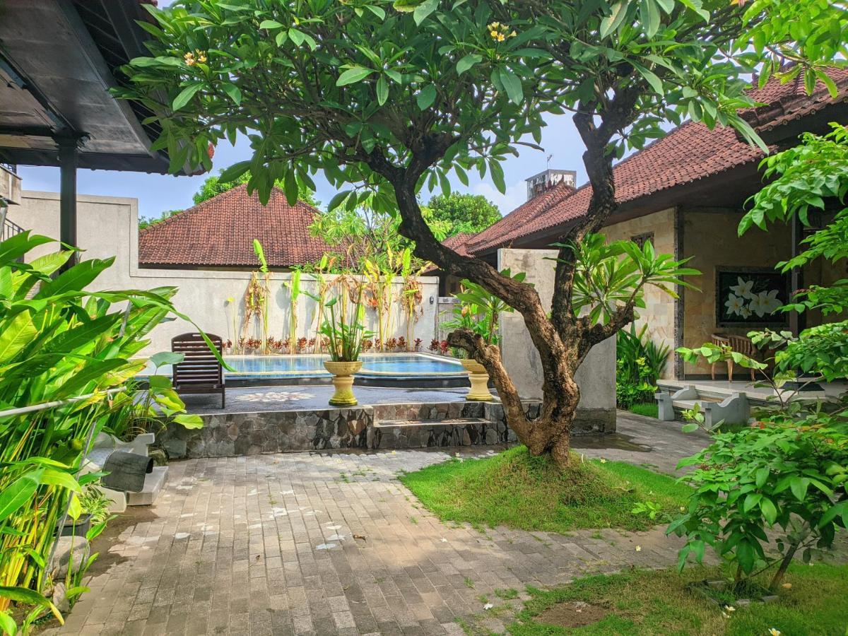 Taman Sari Cottages Kuta Lombok Exterior foto